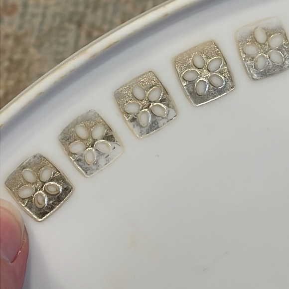 Vintage Rubbermaid turn table - Picture 6 of 12